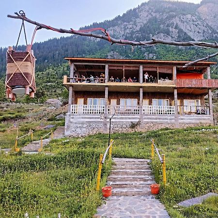 Khana Badosh Resort Kalam Exteriér fotografie